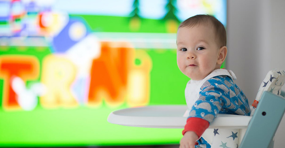 کافه کالا | چگونه تلویزیون می‌تواند بر آنچه کودک شما می‌خورد تأثیر بگذارد؟ (2021)