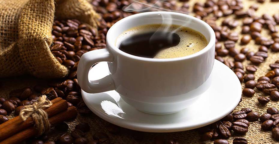 آیا قهوه می‌تواند باعث آکنه شود؟