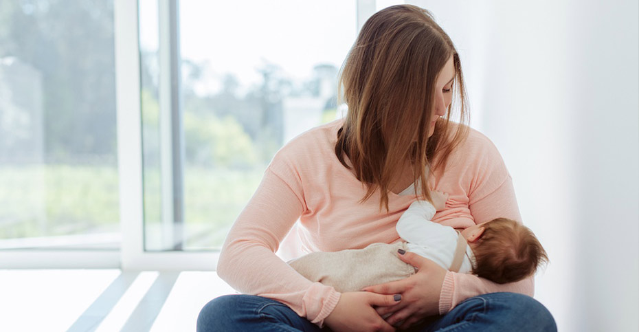۵ دلیل برای اینکه از شیر دادن به نوزاد خود دست نکشید