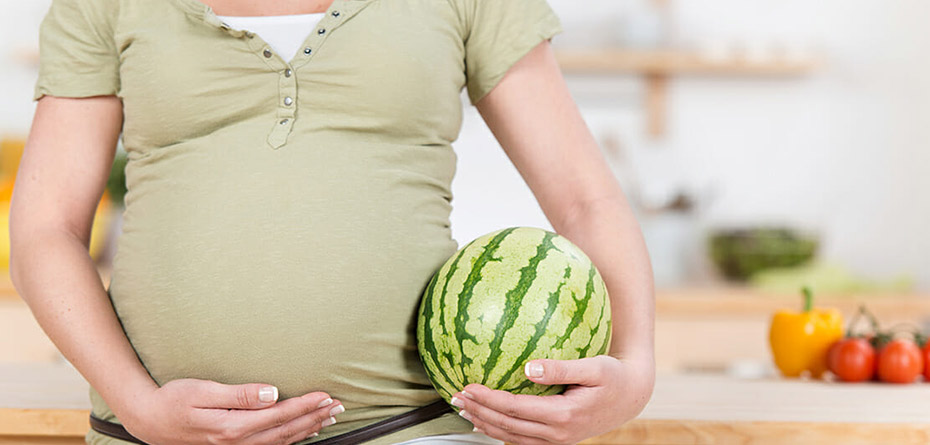10 فایده هندوانه در دوران بارداری