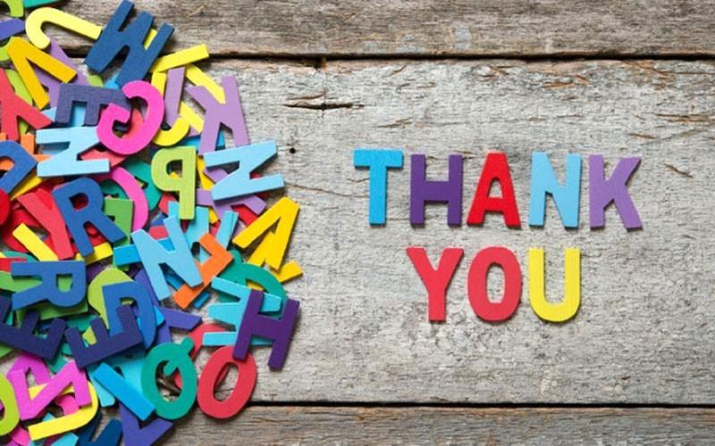 ۵ شیوه خلاقانه برای بیان تشکر و قدردانی و نمونه‌های متن قدردانی با پیامک