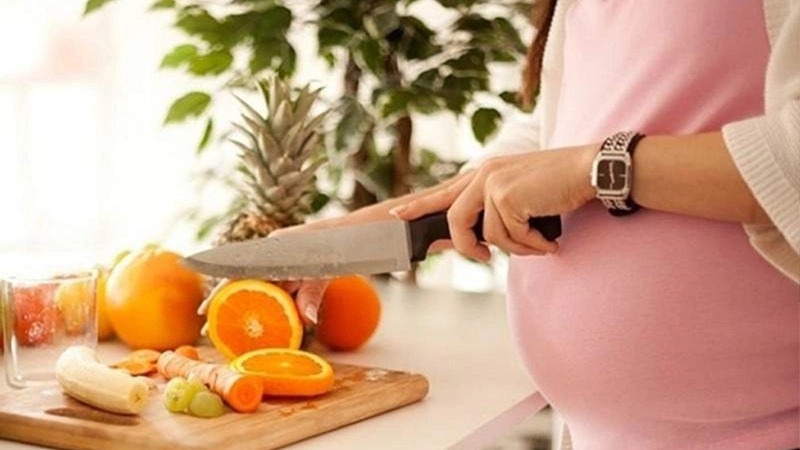 مصرف میوه‌های بهاری در بارداری مجازه؟ 